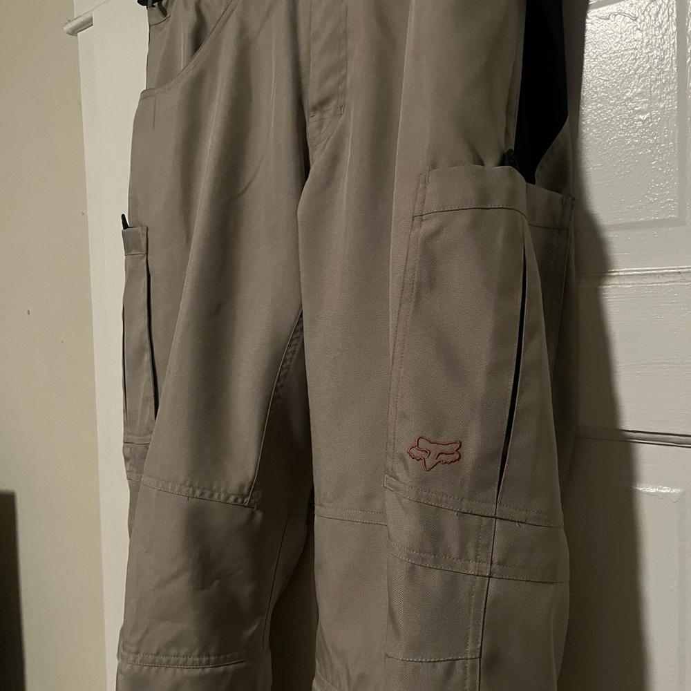 NWOT FOX RACING Men's Mountain Bike Pants - Tan & Black - 34” Waist - Picture 4 of 8